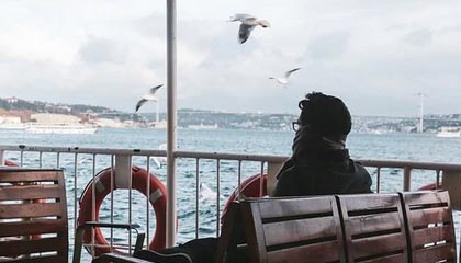 曼城搅局！赫塔德国新秀成四雄争夺对象，巴萨“低成本”计划能否自救？